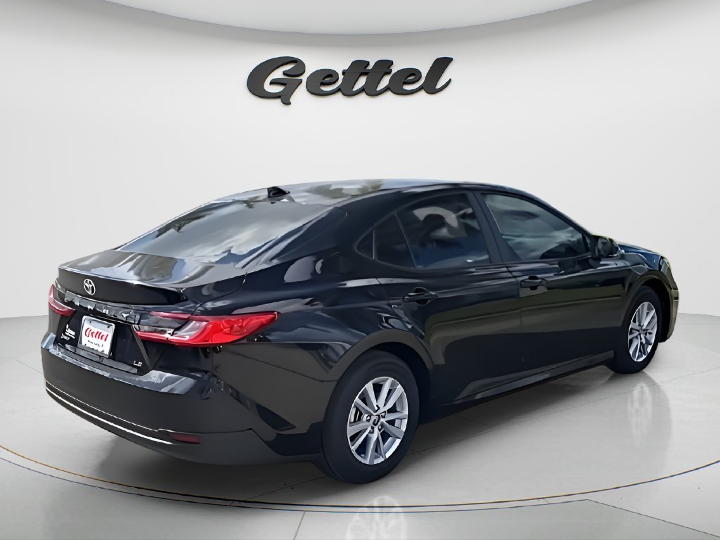 New 2025 Toyota Camry LE FWD image 8