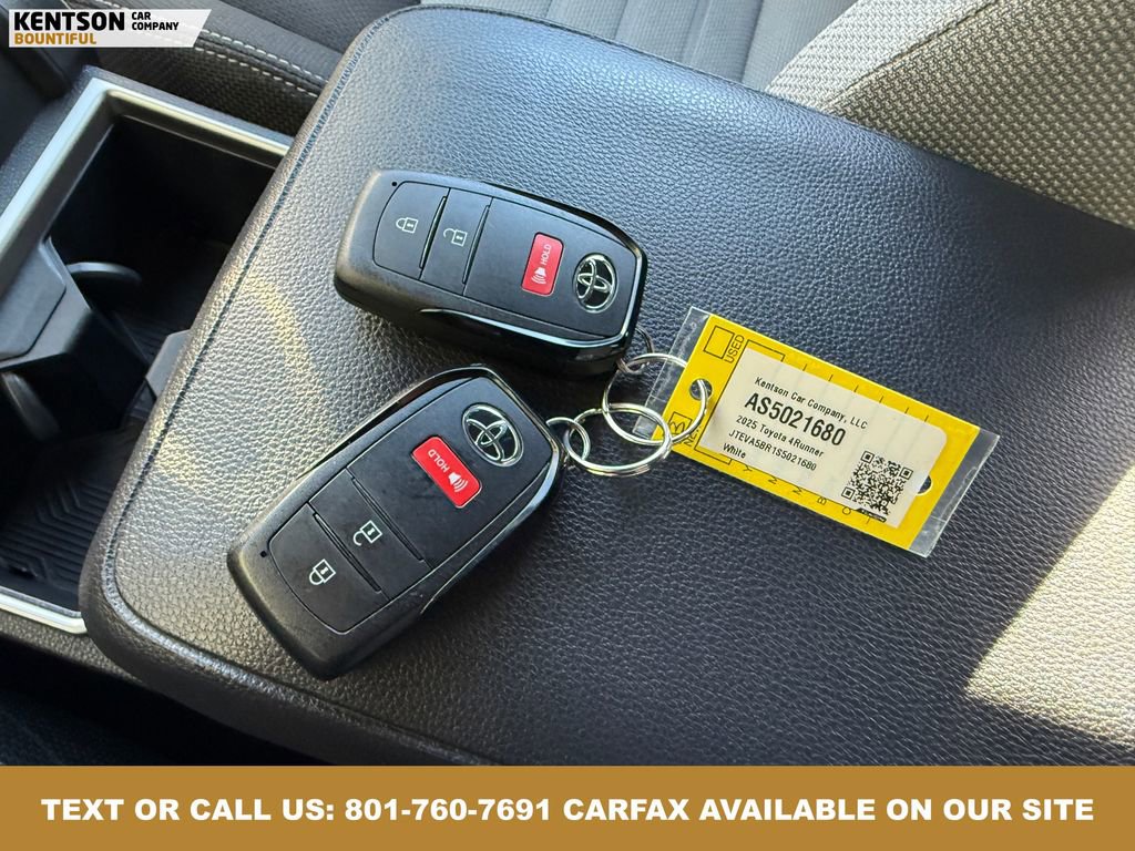 Used 2025 Toyota 4Runner TRD Off-Road image 39