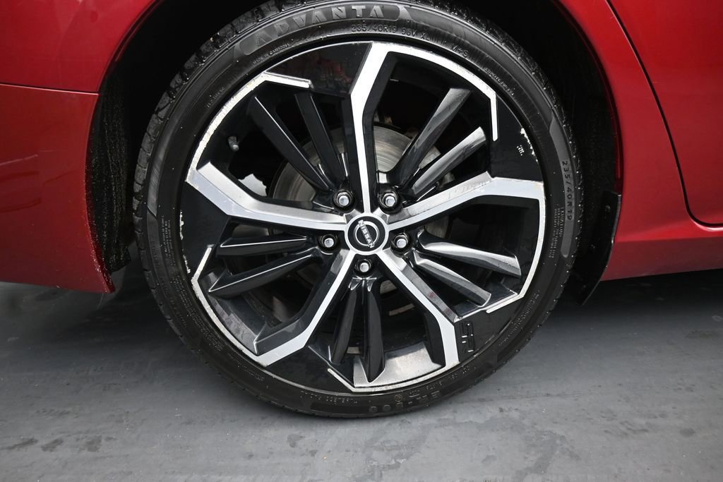 Used 2023 Nissan Altima 2.5 SR FWD image 10