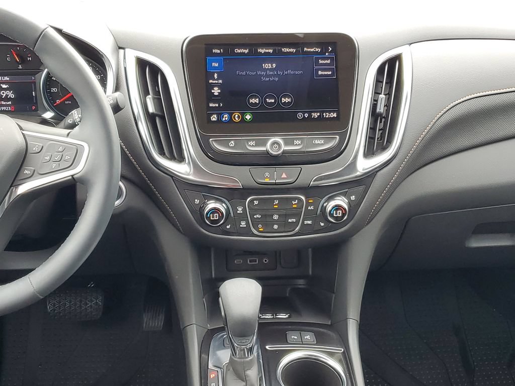 Used 2024 Chevrolet Equinox Premier AWD/4WD image 25