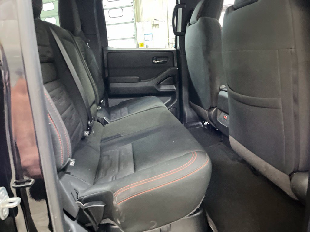 Used 2024 Nissan Frontier PRO-4X AWD/4WD image 28