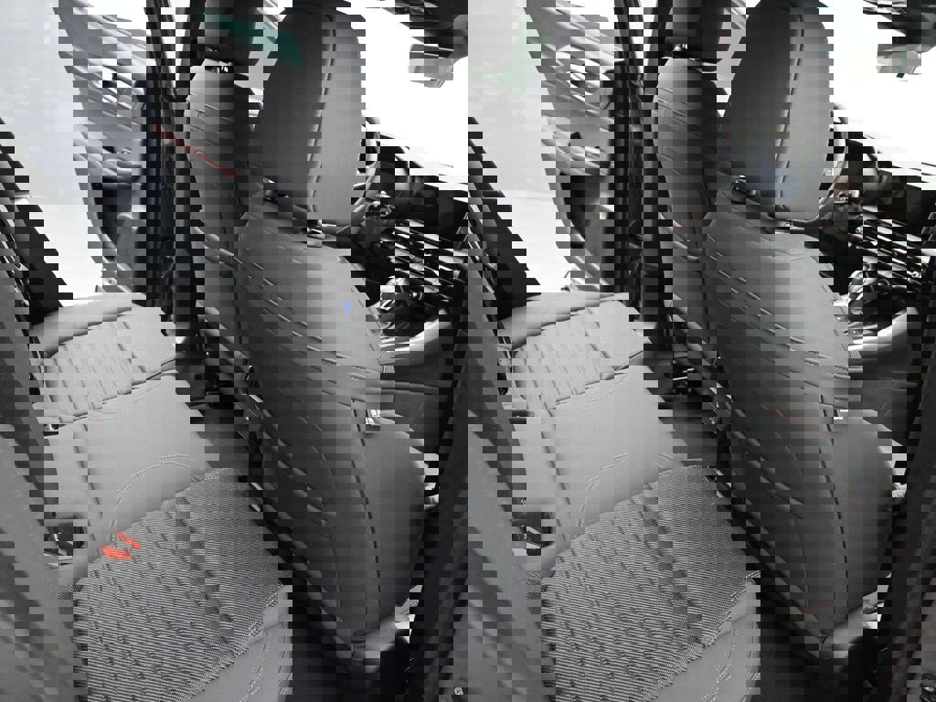 New 2024 Dodge Hornet GT image 35