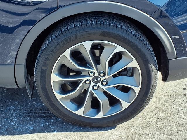 Used 2020 Lincoln Nautilus Reserve w/ Equipment Group 202A image 24