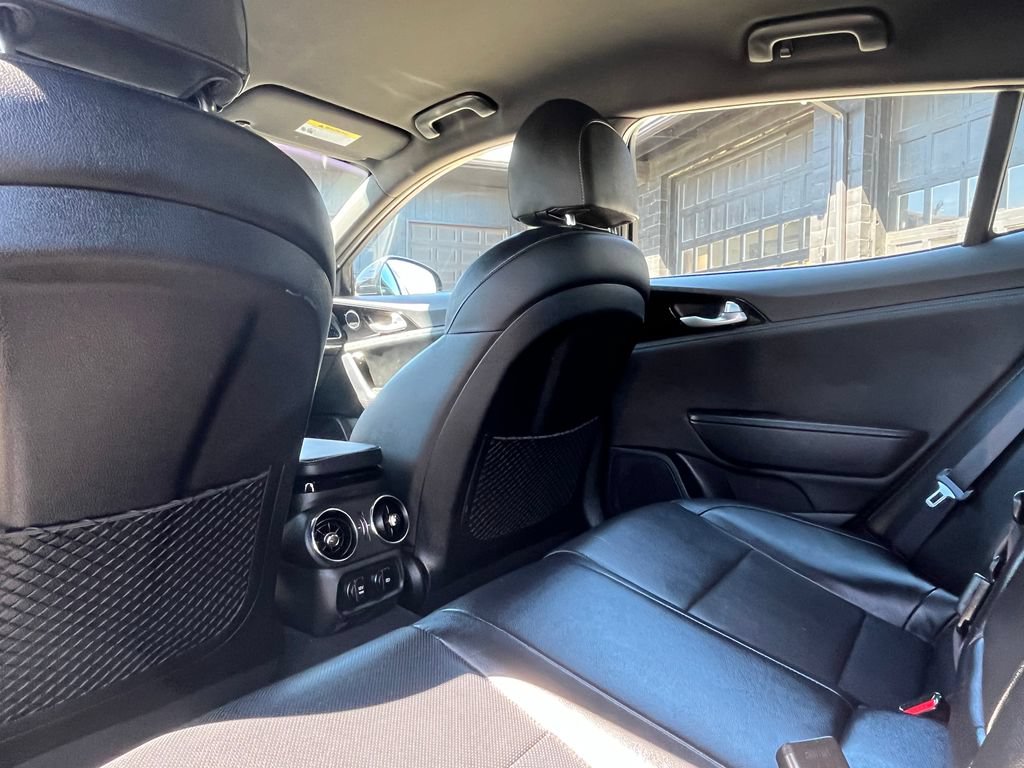 Used 2022 Kia Stinger GT-Line AWD/4WD image 21