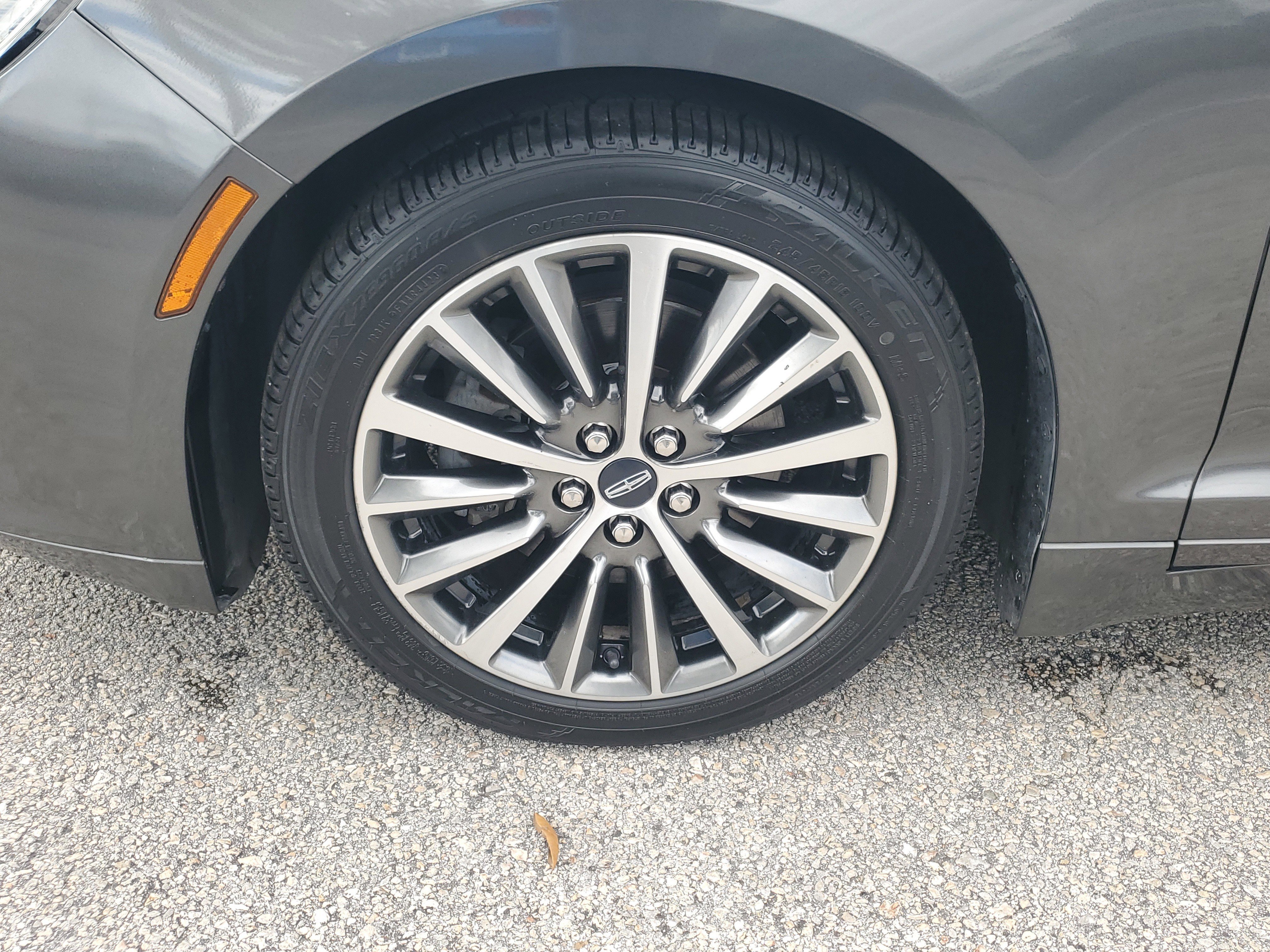Used 2019 Lincoln MKZ Reserve image 5