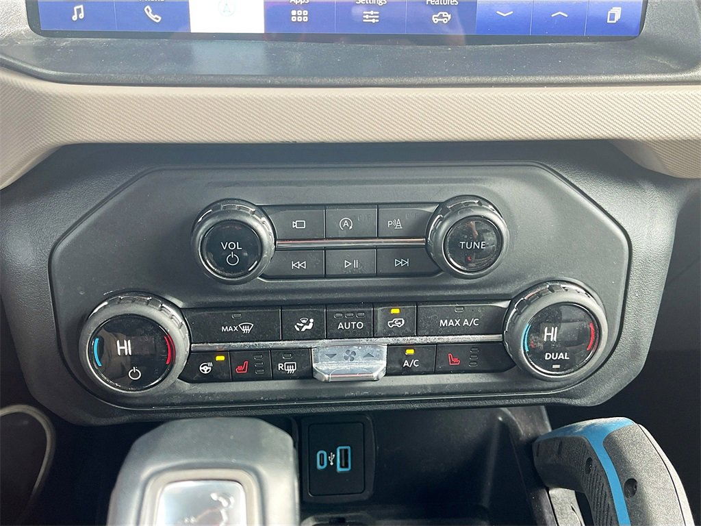 Used 2024 Ford Bronco Wildtrak image 16