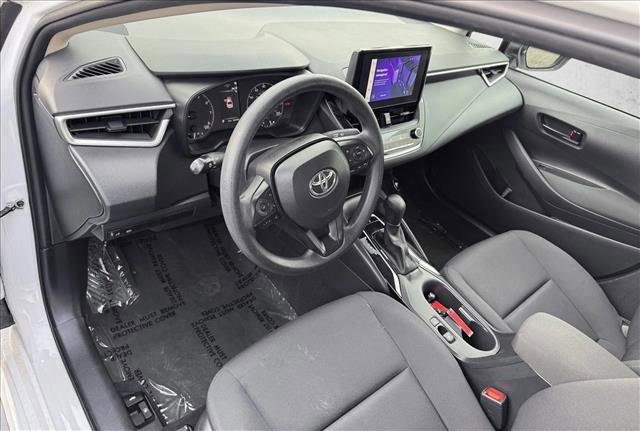 Used 2023 Toyota Corolla LE FWD image 11