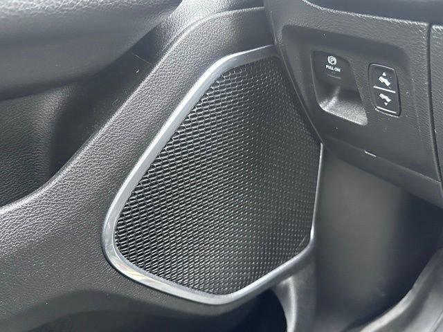 Used 2023 RAM 1500 Laramie AWD/4WD image 18