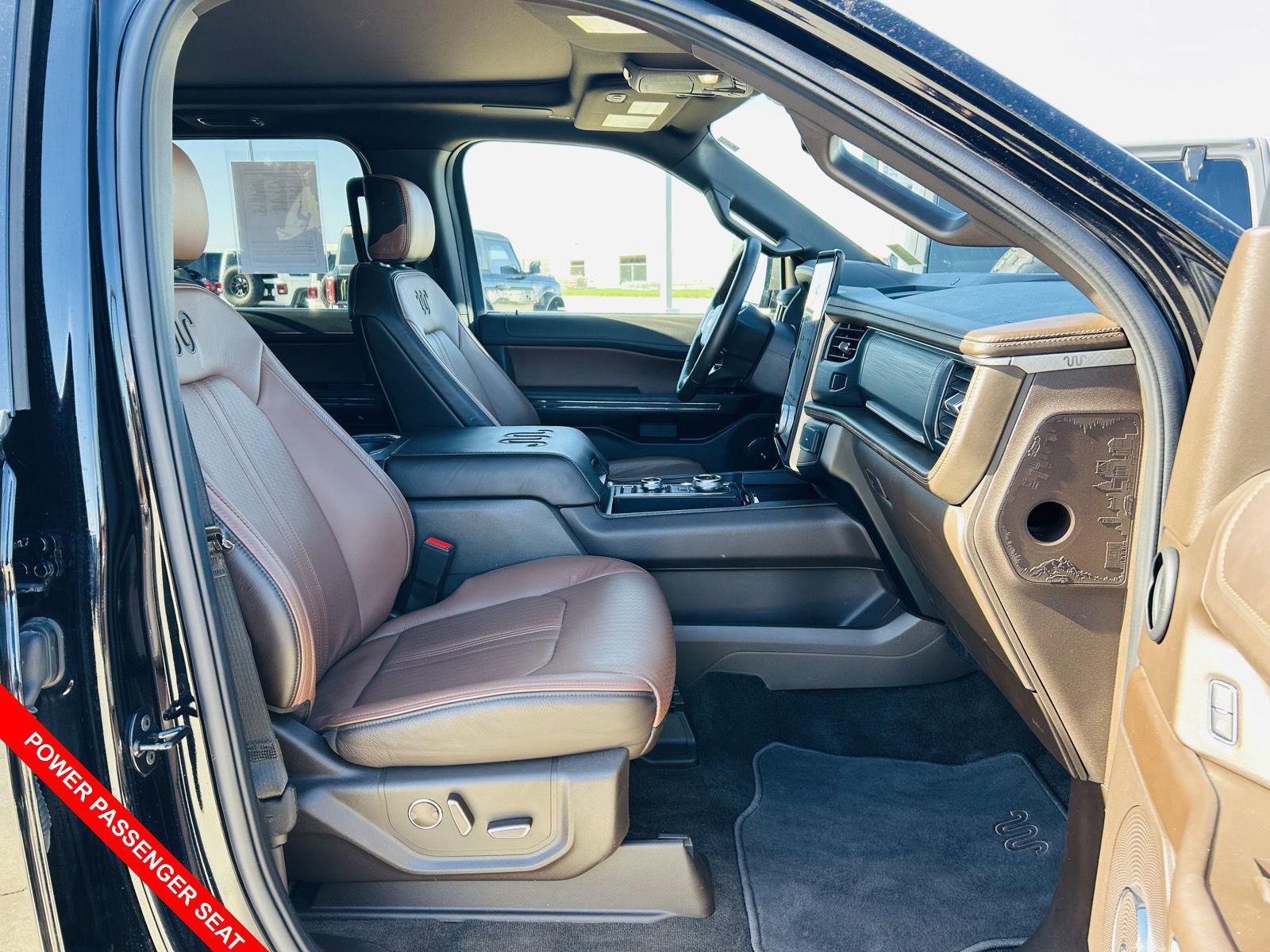 Used 2024 Ford Expedition Max King Ranch image 39