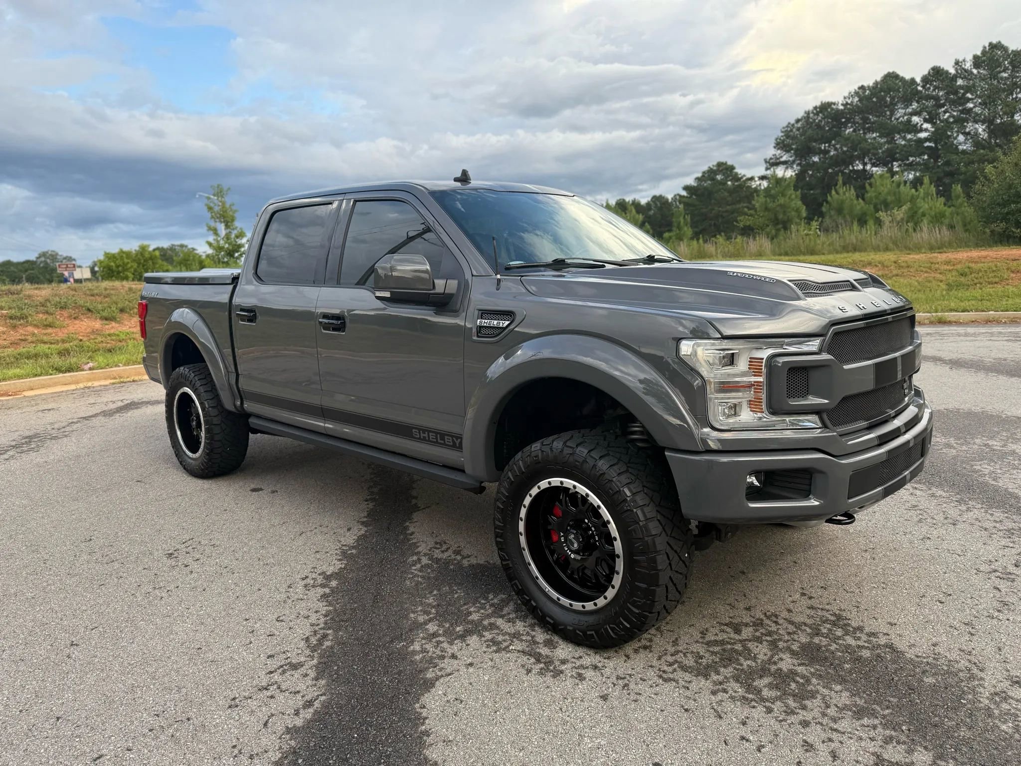 Used 2019 Ford F150 Lariat w/ Equipment Group 502A Luxury image 8