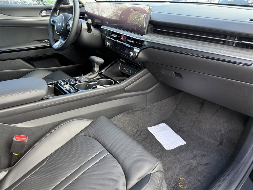 New 2026 Kia K5 EX image 12