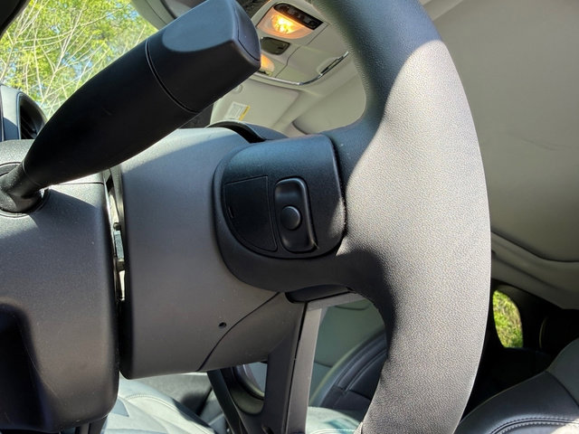 Used 2022 Jeep Cherokee Latitude Lux w/ Sun & Sound Group image 13