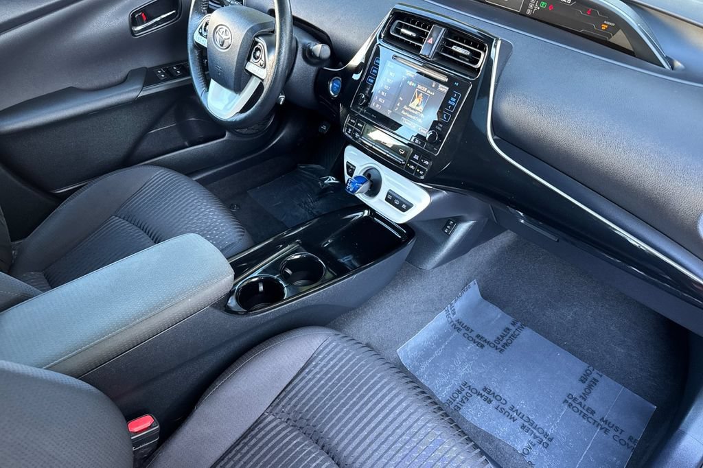 Used 2017 Toyota Prius Prime Plus FWD image 15