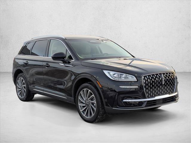 Used 2023 Lincoln Corsair Reserve image 3