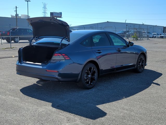 Certified 2025 Honda Accord SE image 2