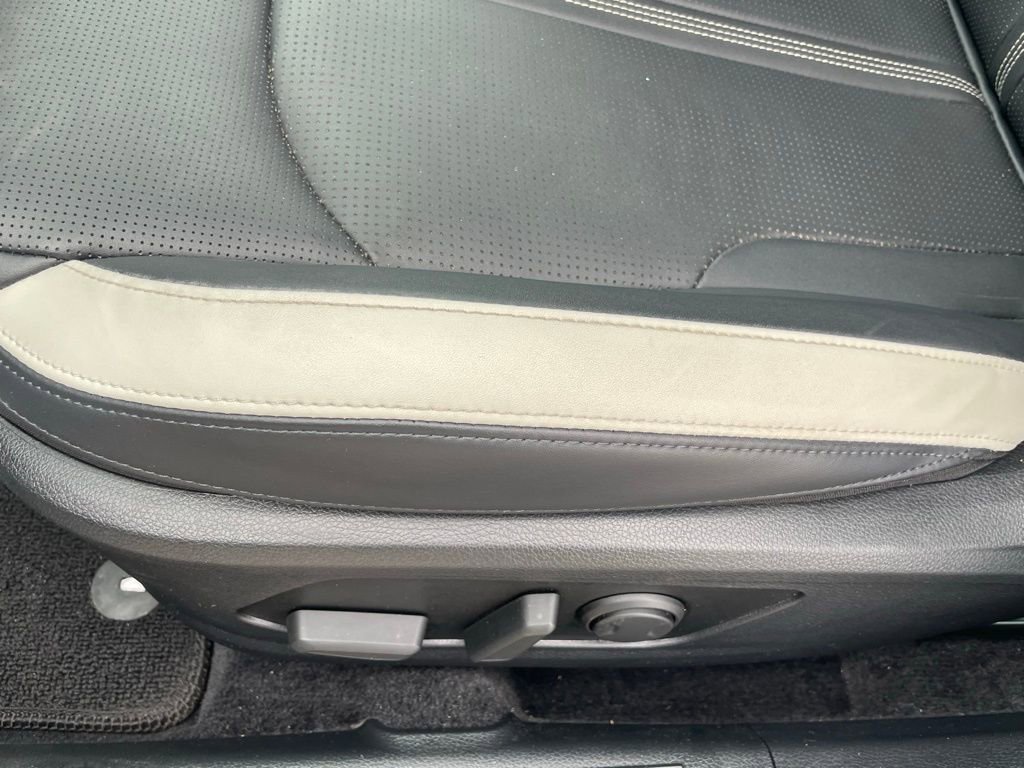 Certified 2025 Kia K5 GT-Line image 10