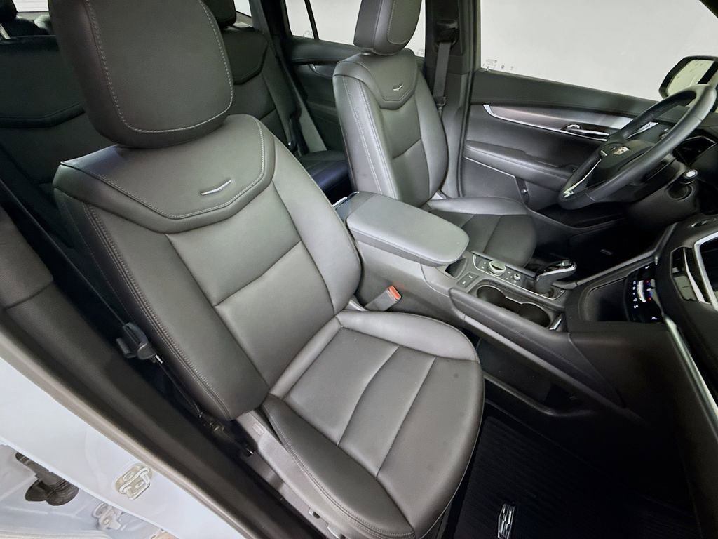 Used 2024 Cadillac XT6 Luxury AWD/4WD image 30