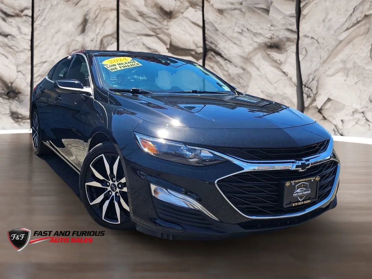 Used 2024 Chevrolet Malibu RS FWD image 1