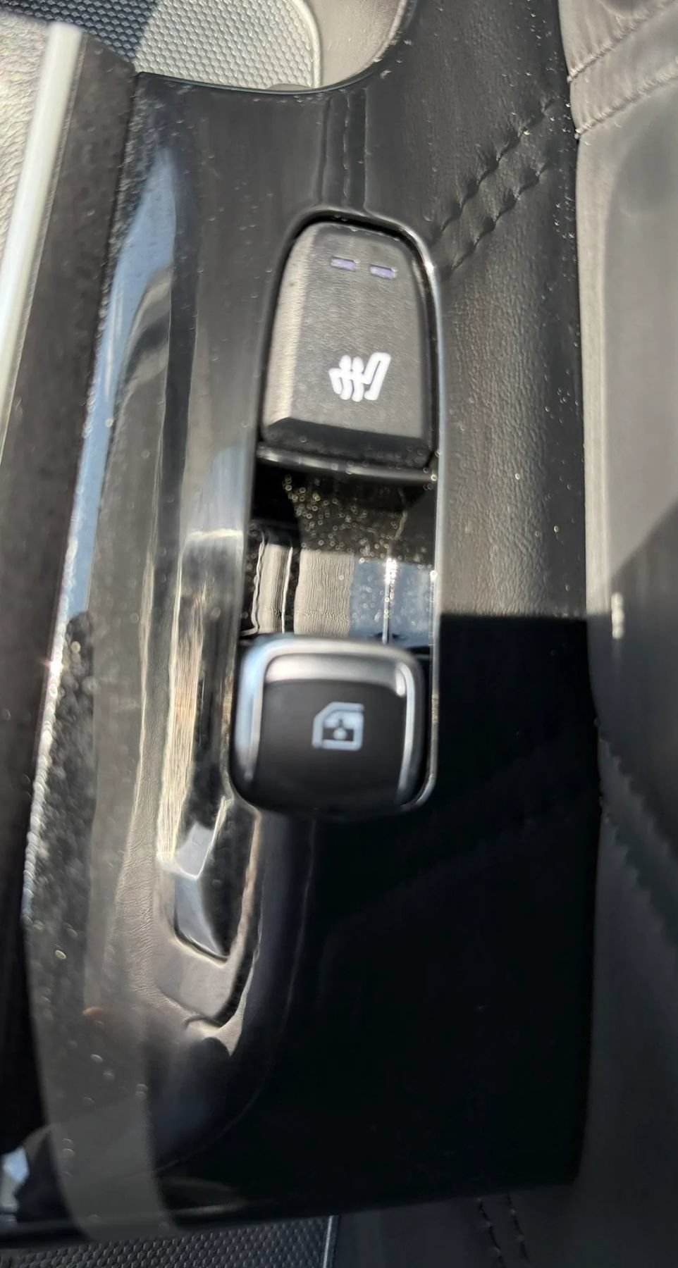 Used 2025 Kia Sorento SX AWD/4WD image 36