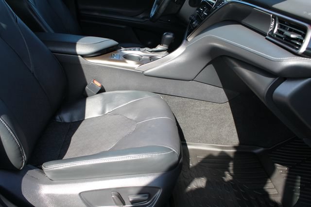 Used 2021 Toyota Camry XSE FWD image 22