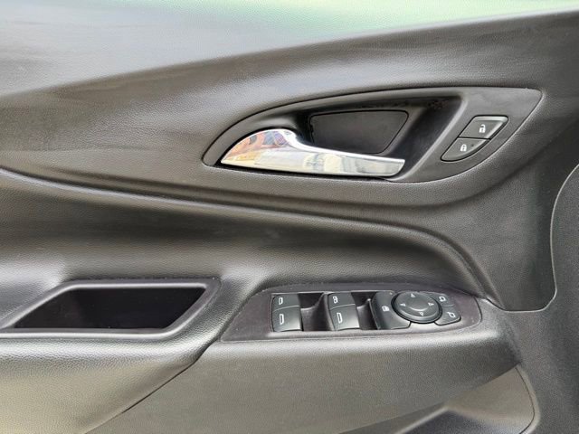 Used 2020 Chevrolet Equinox LT image 14