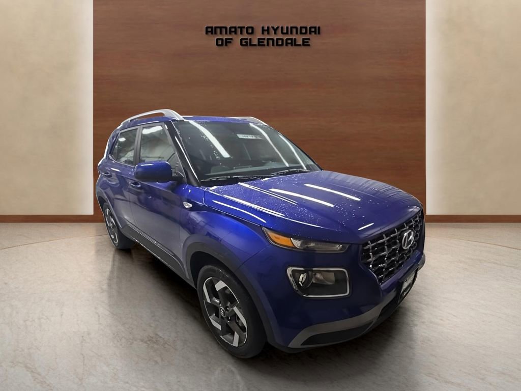 Used 2026 Hyundai Venue SEL FWD image 8