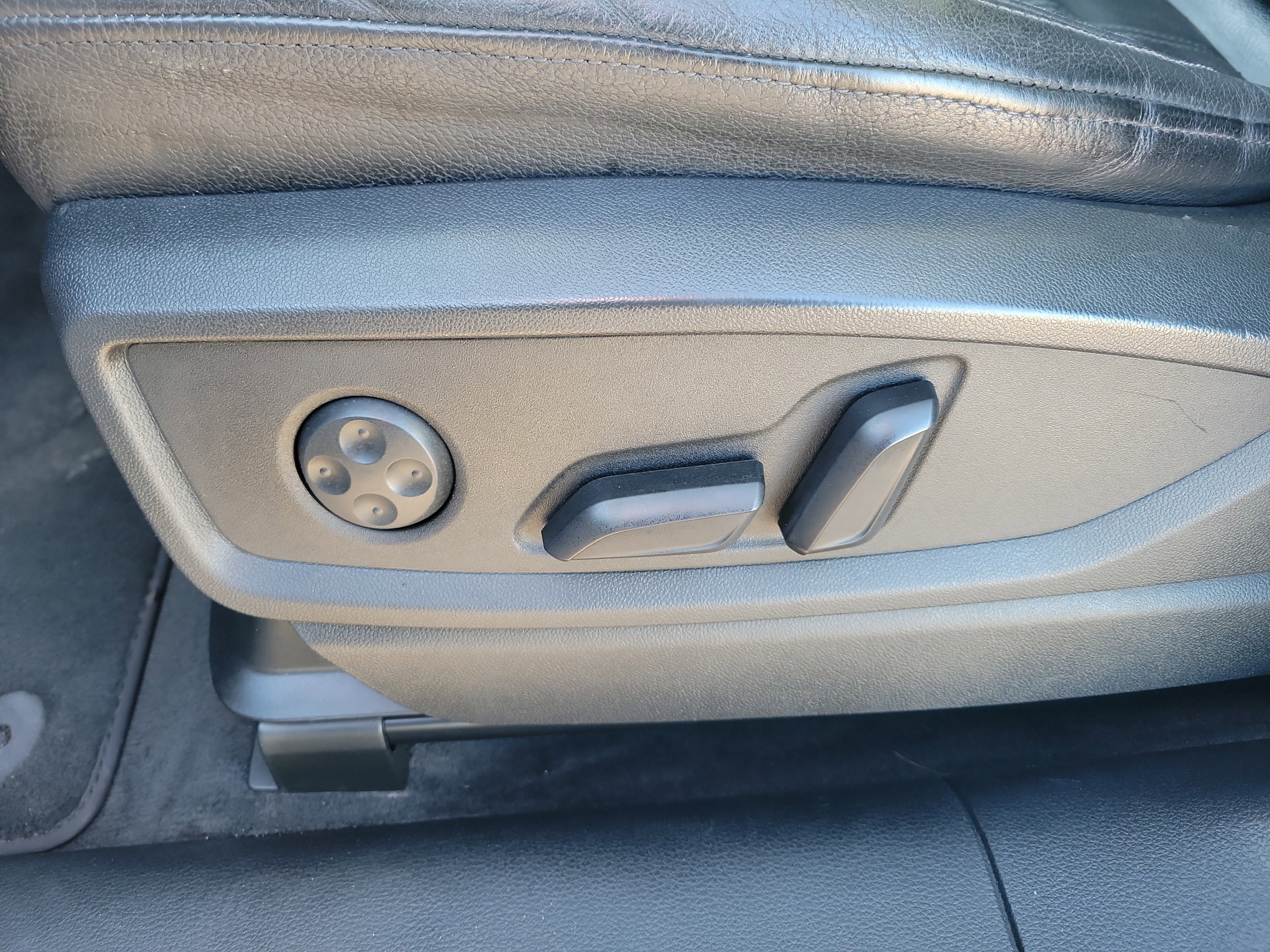 Used 2020 Audi Q5 2.0T Premium Plus w/ Premium Plus Package image 27