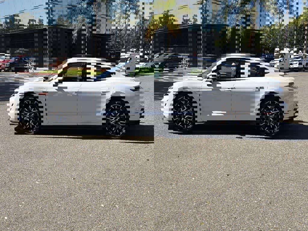 Used 2023 Porsche Taycan w/ Premium Package image 3