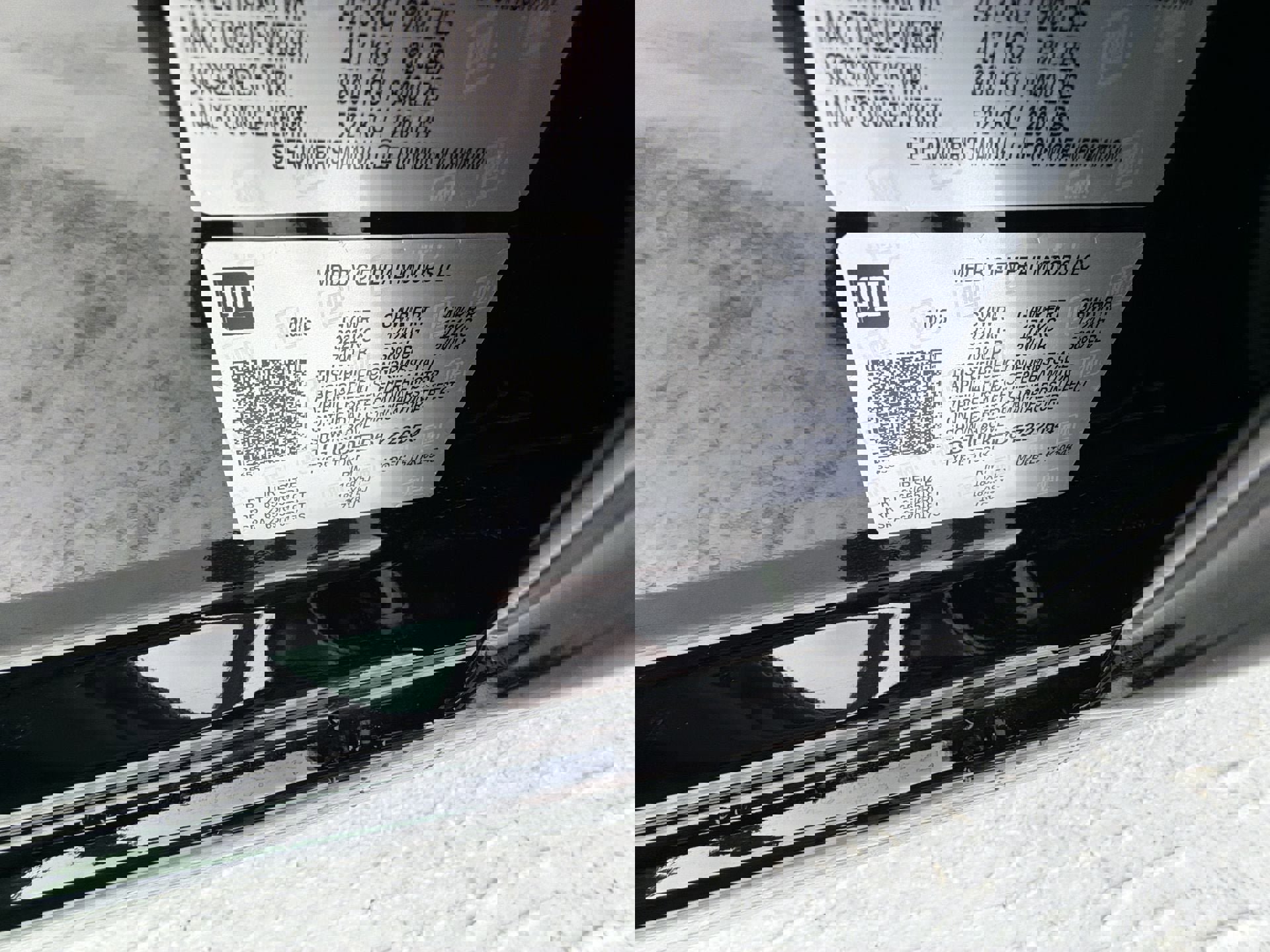 New 2026 GMC Sierra 1500 SLE image 32