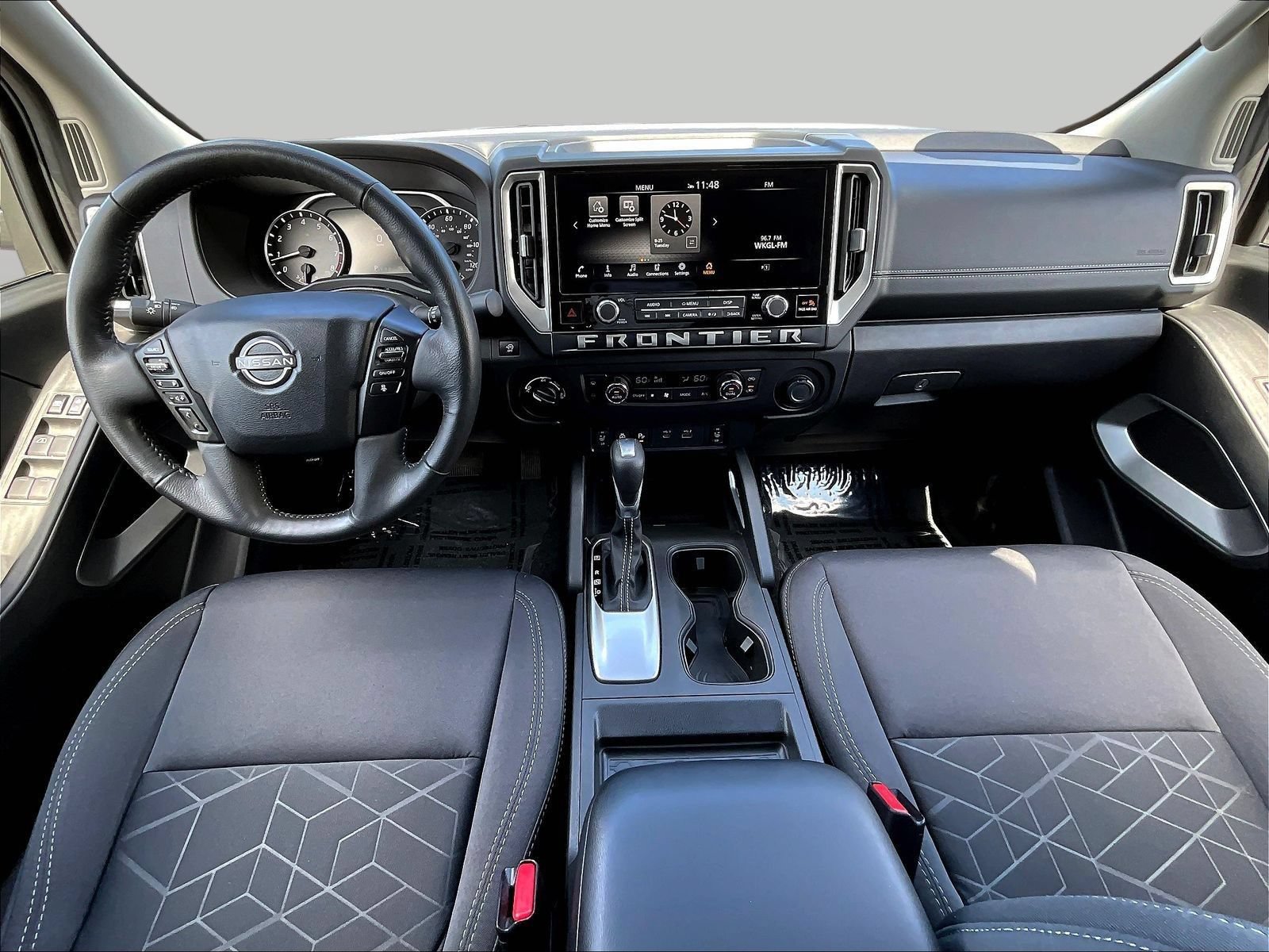 Certified 2025 Nissan Frontier SV w/ SV Convenience Package AWD/4WD image 11