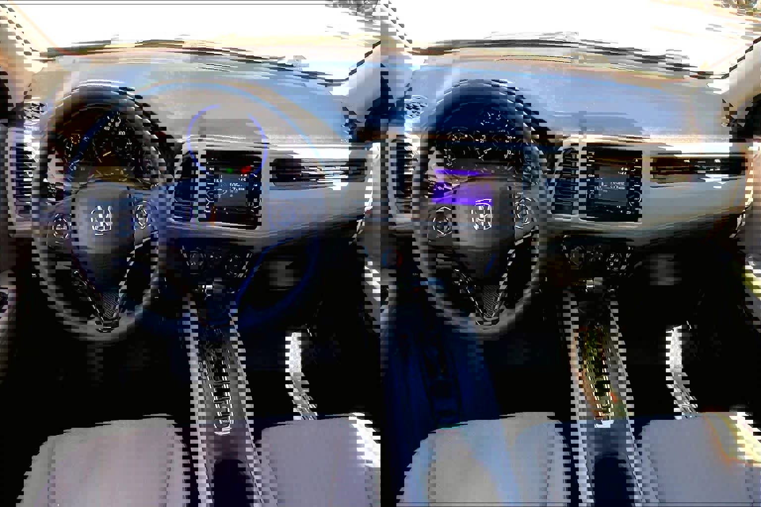 Used 2016 Honda HR-V LX image 14