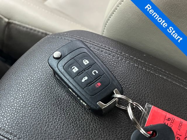 Used 2016 Chevrolet Cruze LT image 2