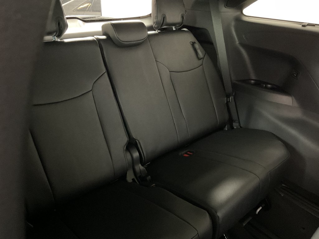 New 2026 Toyota Sienna Platinum AWD/4WD image 23