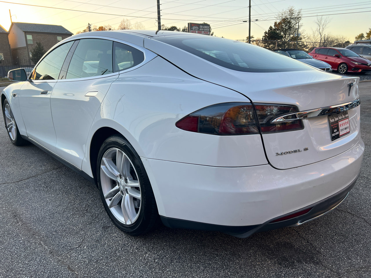 Used 2013 Tesla Model S Signature Performance image 6