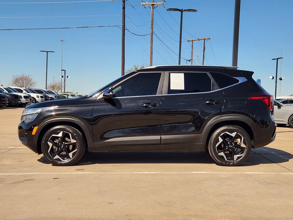 Certified 2025 Kia Seltos EX w/ EX Sunroof Package FWD image 12