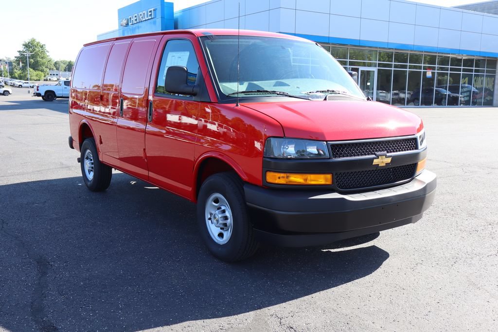 New 2026 Chevrolet Express 2500 w/ Driver Convenience Package RWD image 2
