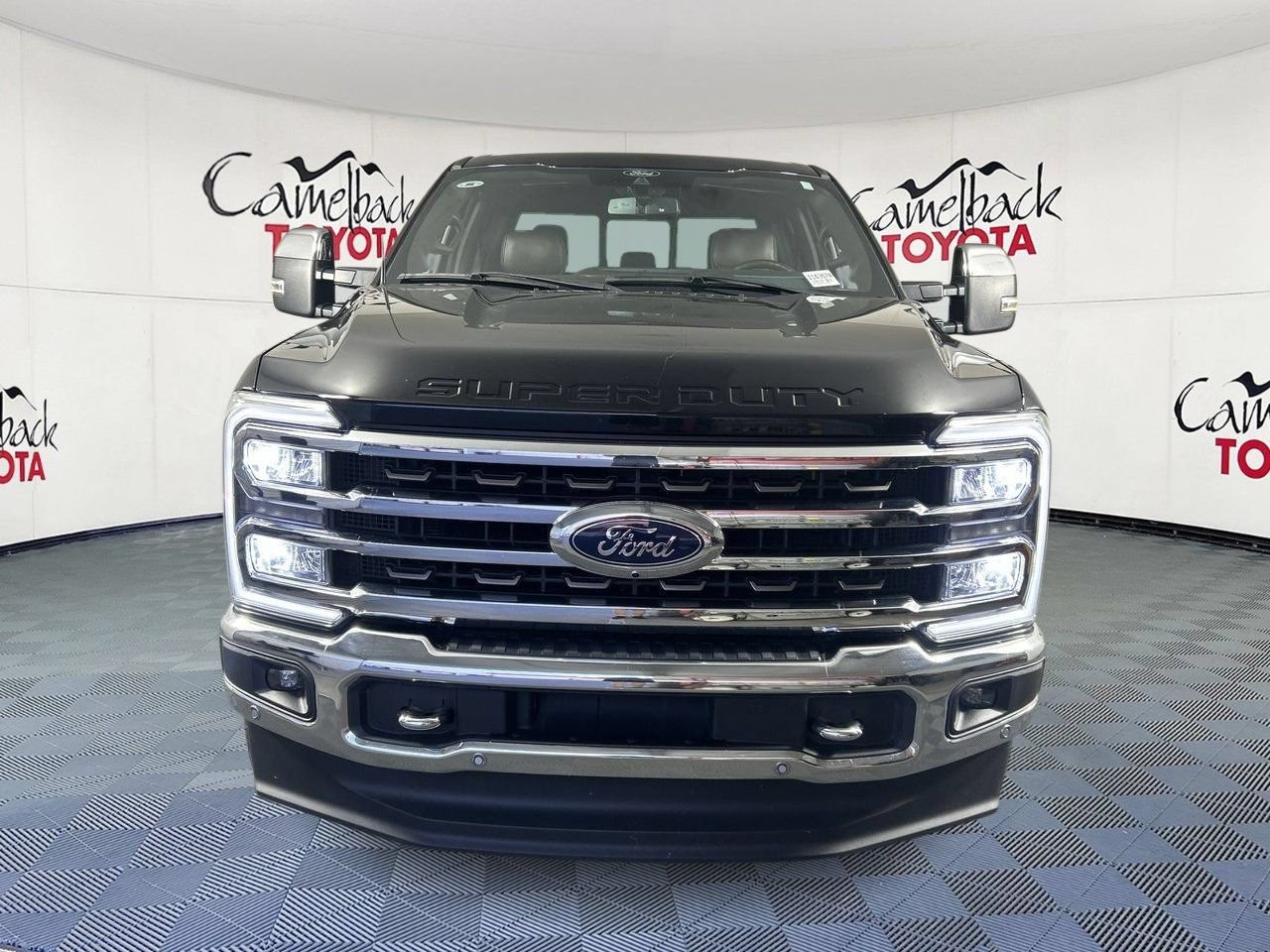 Used 2024 Ford F250 King Ranch w/ Chrome Package AWD/4WD image 2