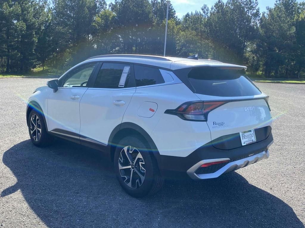 New 2025 Kia Sportage EX image 4