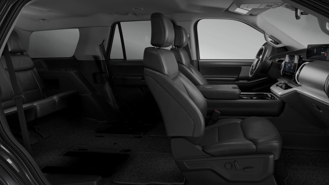 New 2026 Ford Expedition Active image 37