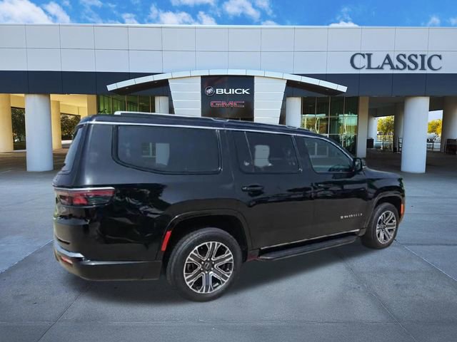 Used 2025 Jeep Wagoneer Series II w/ 8-Passenger Seating Package AWD/4WD image 8