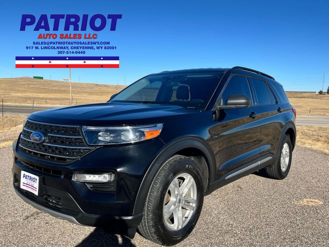 Used 2023 Ford Explorer XLT w/ Equipment Group 202A image 1