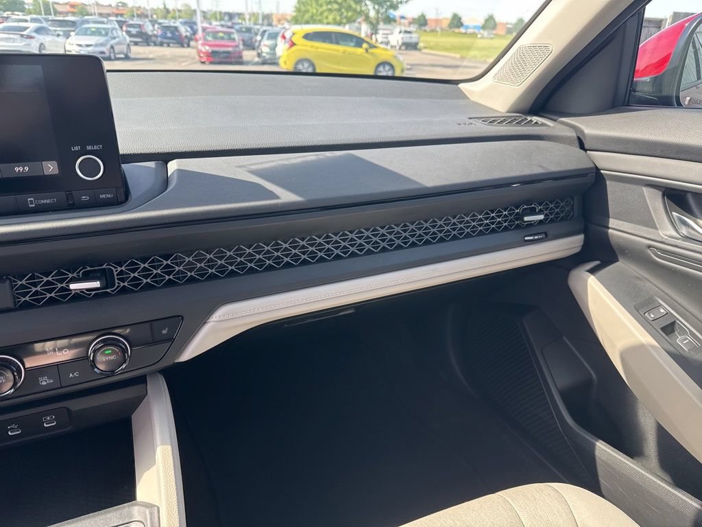 Certified 2024 Honda Accord EX image 24