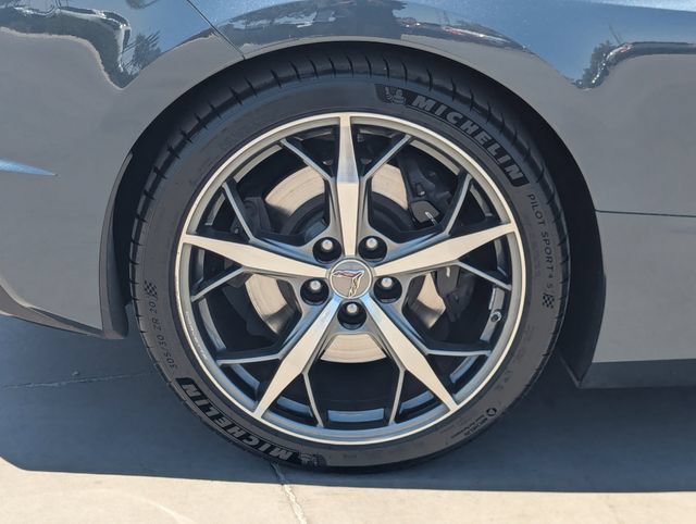 Used 2021 Chevrolet Corvette Stingray Preferred Conv w/ Z51 Performance Package RWD image 31