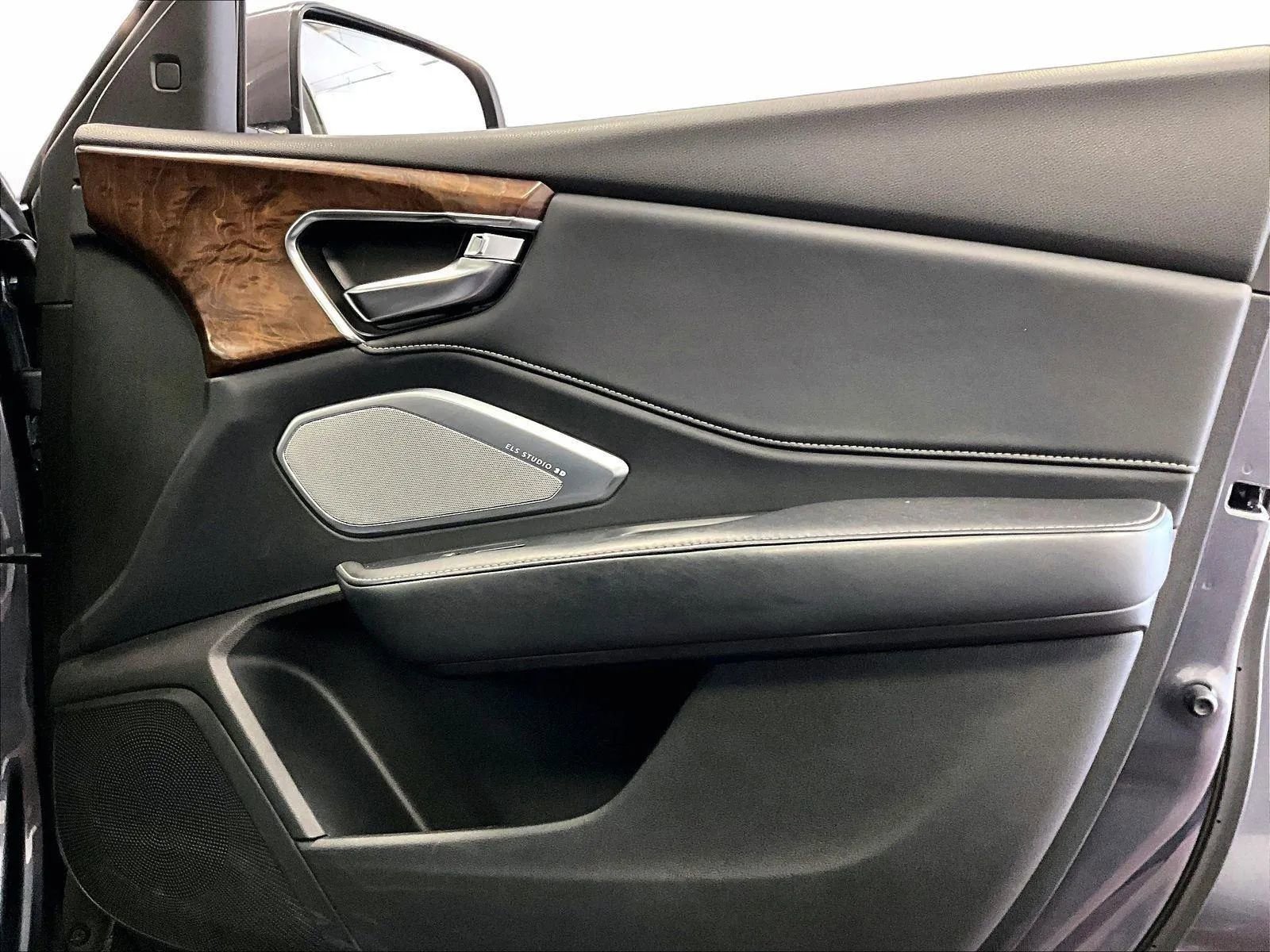 Used 2019 Acura RDX AWD w/ Advance Package image 24