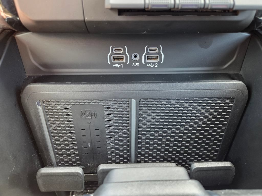 Used 2025 RAM 1500 Big Horn AWD/4WD image 30