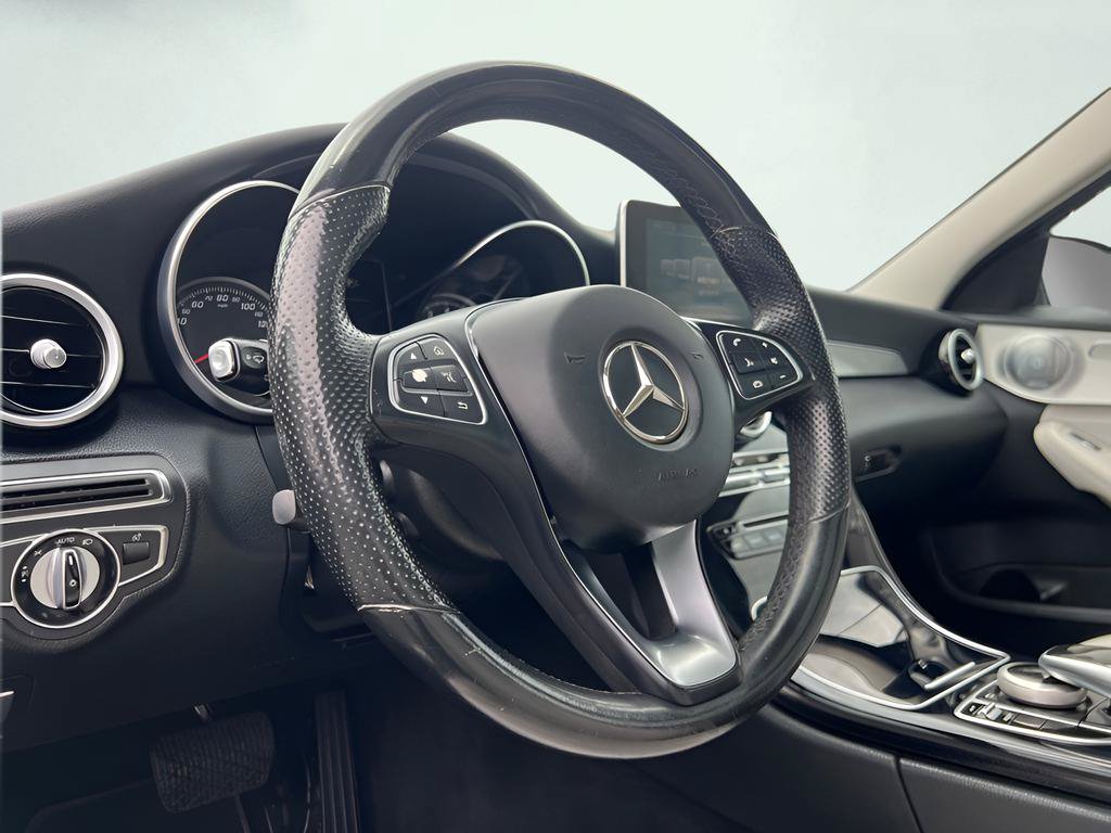 Used 2015 Mercedes-Benz C 300 4MATIC Sedan image 53