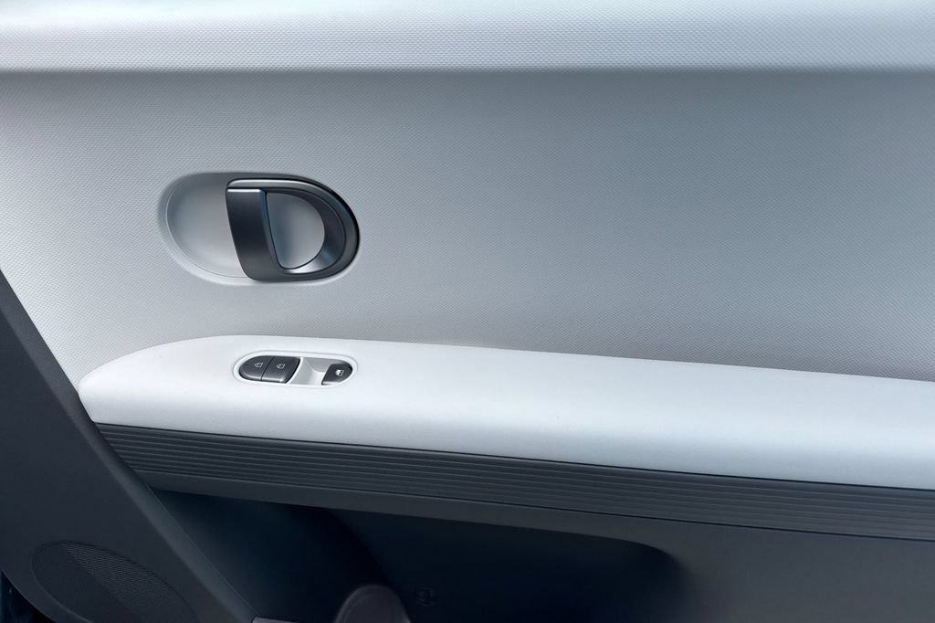 New 2026 Hyundai Ioniq 5 SEL RWD image 20