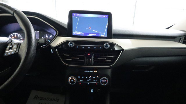 Used 2020 Ford Escape SEL image 12