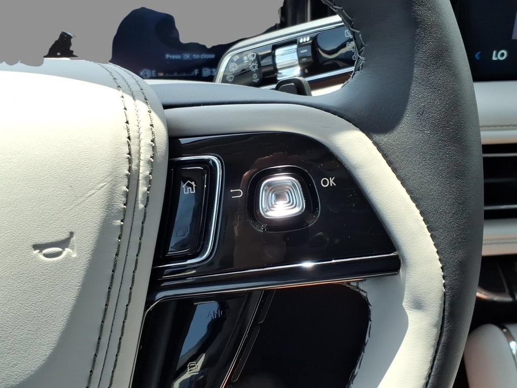 New 2026 Lincoln Aviator Reserve RWD image 24