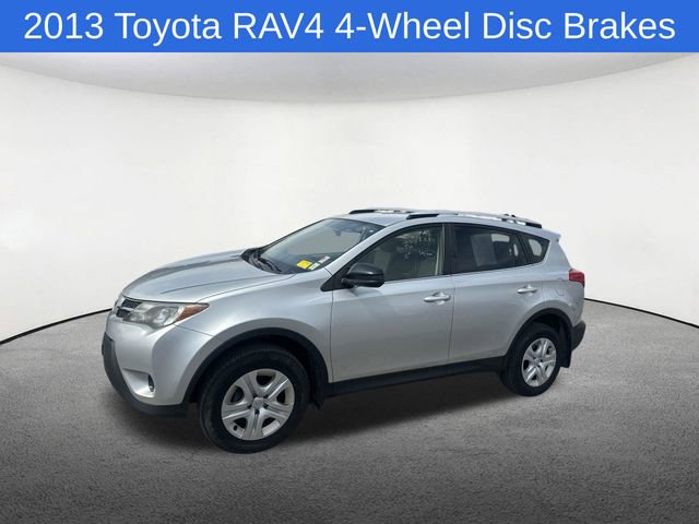 Used 2013 Toyota RAV4 LE image 16